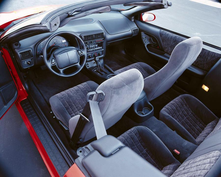  Chevrolet Camaro 1998 года  (фото 70 из 75)